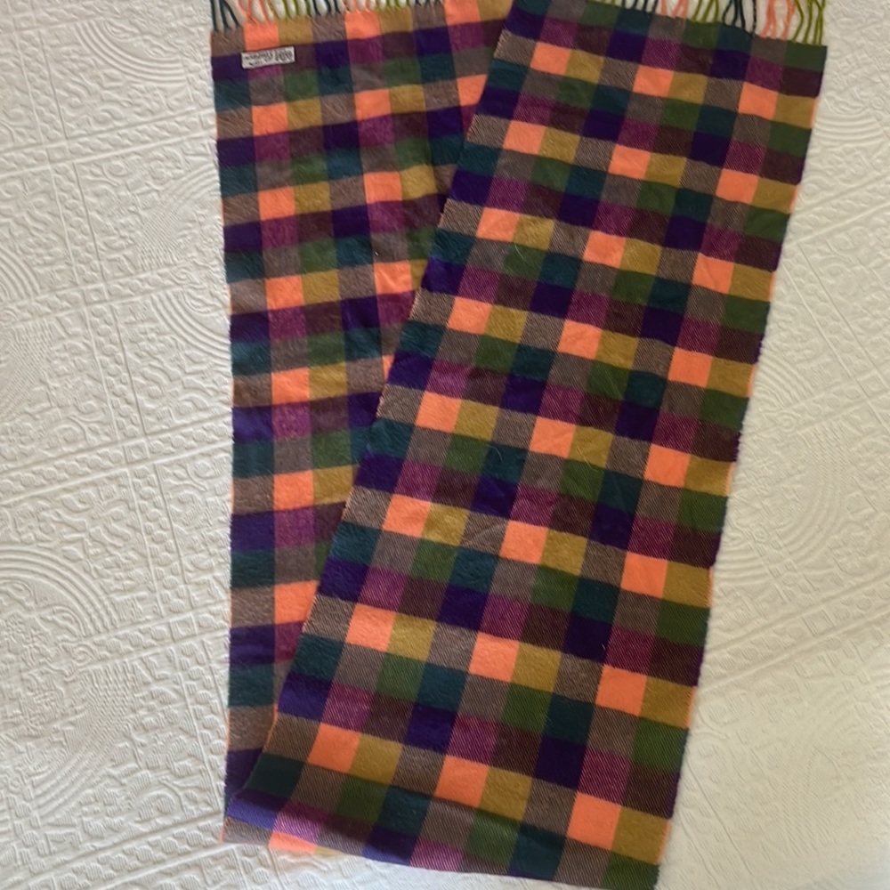 Multi-colored, soft scarf - Picture 4 of 5